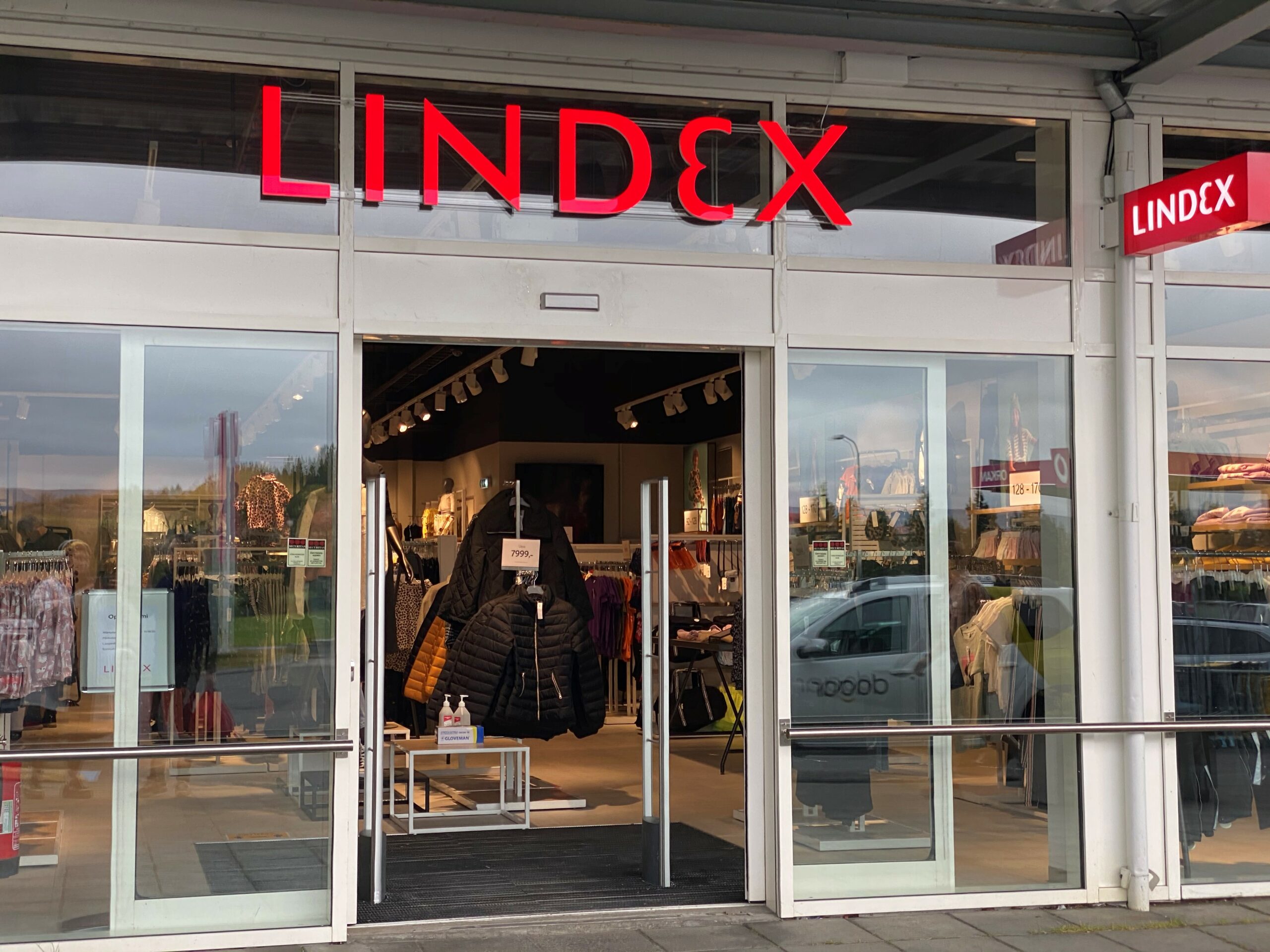 Lindex clothes - Visitegilsstadir